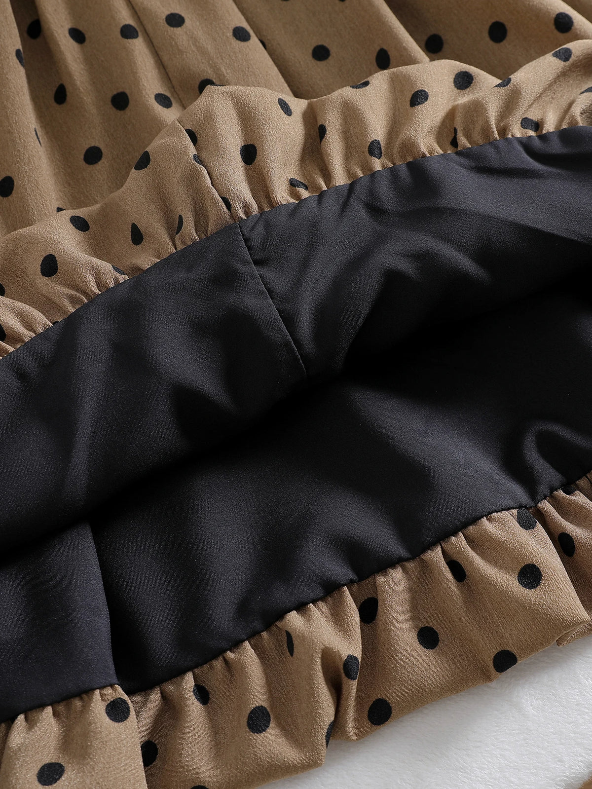 Vestido Louise - Poás Retrô Com Laço E Saia Godê