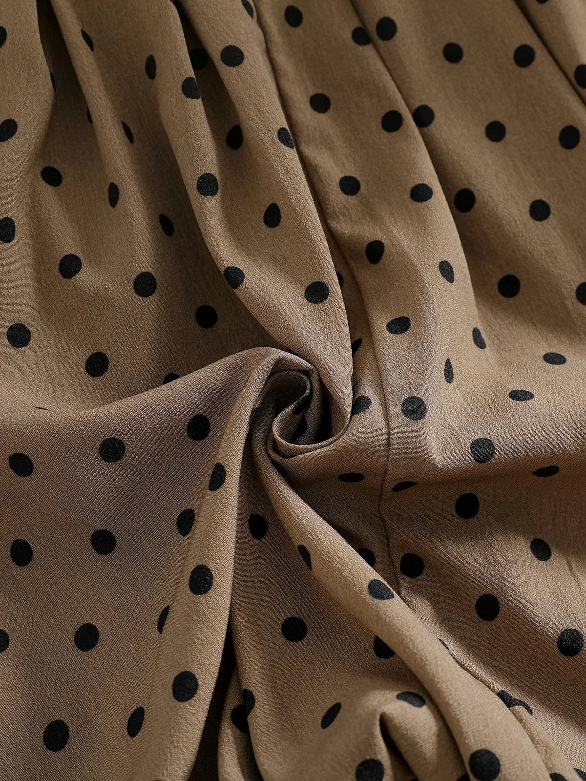 Vestido Louise - Poás Retrô Com Laço E Saia Godê